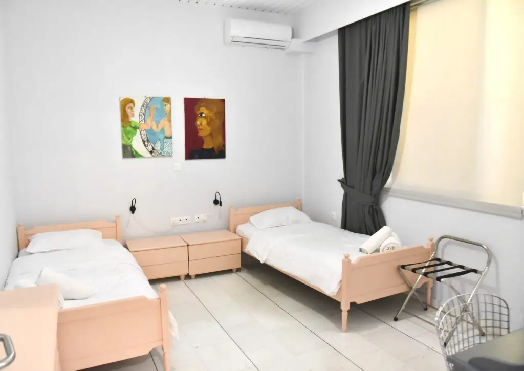 furnished worker housing appartment rentals in athens greece, work acomodation greece prices,short term rentals athens greece,rent apartment athens long term,short term apartment rentals, short stay apatment rentals, φθηνη διαμονη κοντα στην Αθηνα,επιπλεμενα διαμερισματα με ολα πληρωμενα,βραχυπροθεσμη ενοικιαση Αθηνα,ενοικιαζομενα σπιτια με την ημερα Αθηνα,